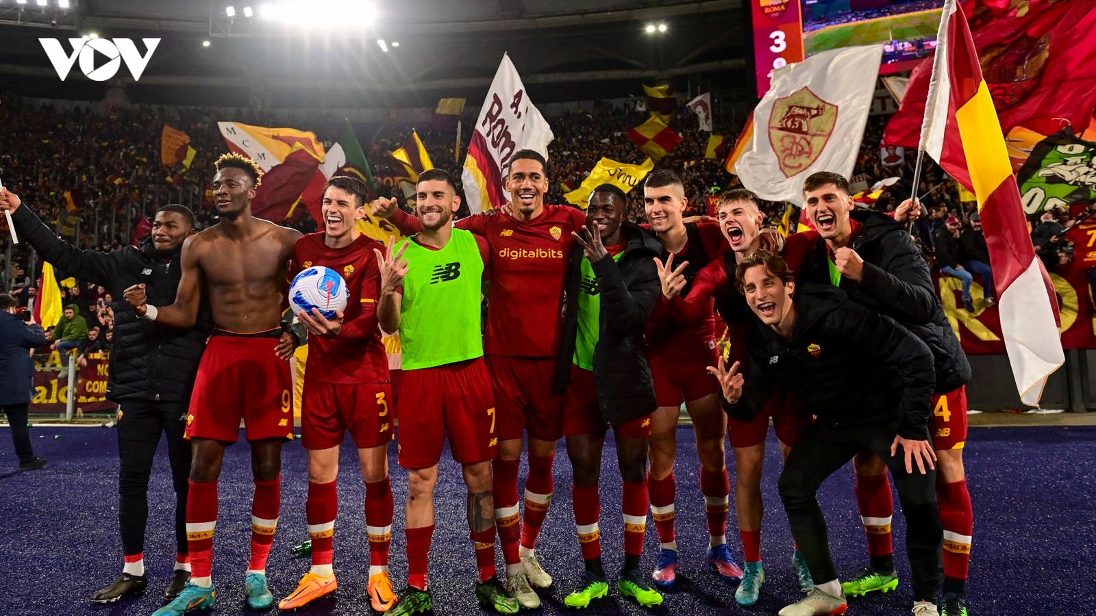 Kết quả Serie A: Juventus trở lại cuộc đua vô địch, AS Roma thắng đậm Lazio