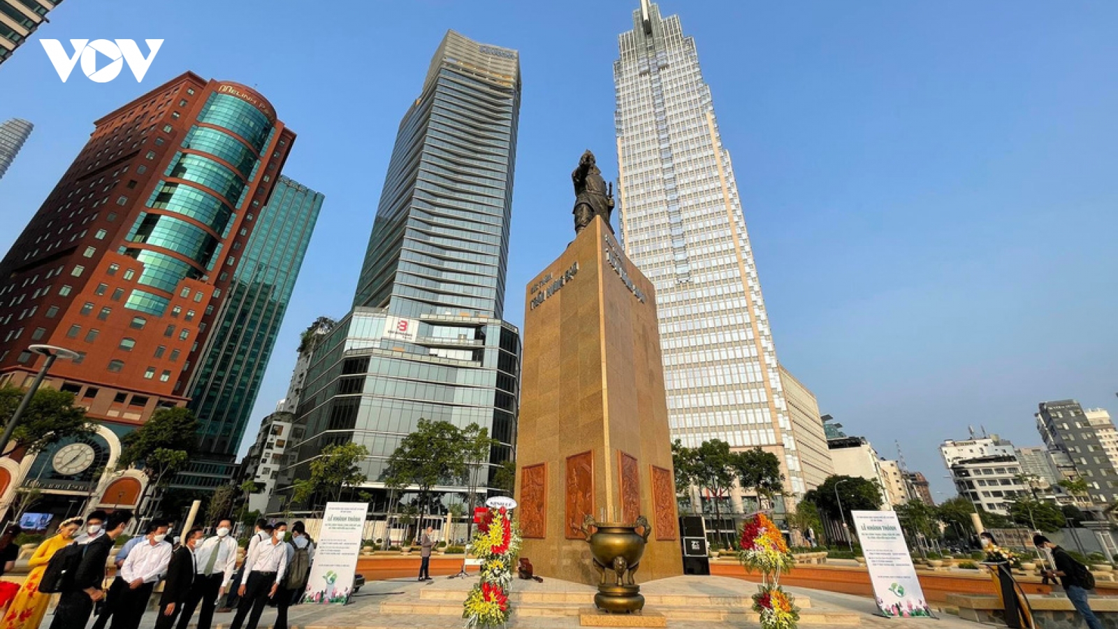 TP.HCM thỉnh Lư hương về lại trước tượng đài Trần Hưng Đạo