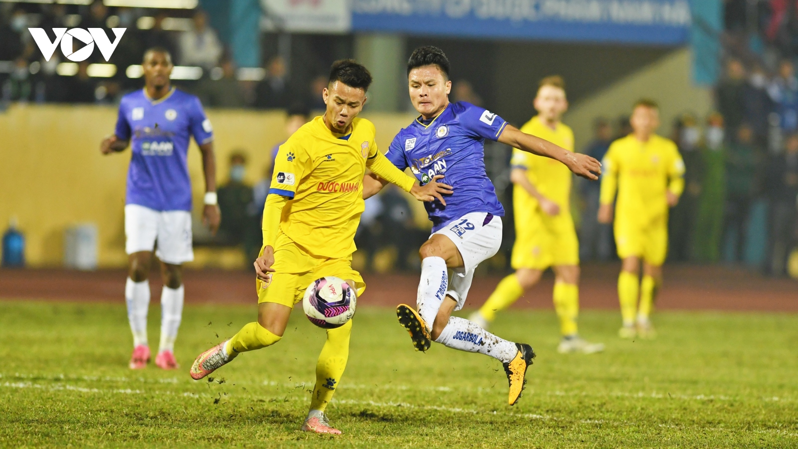 Hà Nội FC tiếp tục bị dịch Covid-19 “phá đám” chưa thể đá V-League 2022