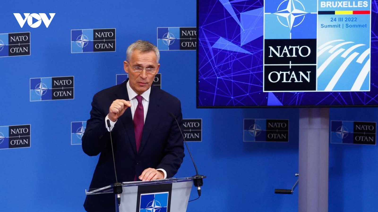 NATO hỗ trợ nhiều hơn cho Ukraine nhưng từ chối áp đặt vùng cấm bay