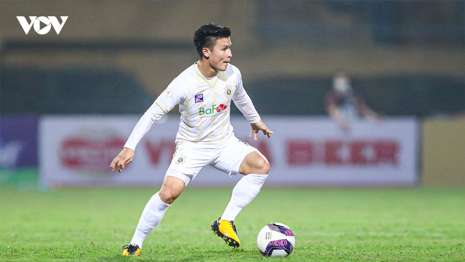 Quang Hải CHÍNH THỨC chia tay Hà Nội FC