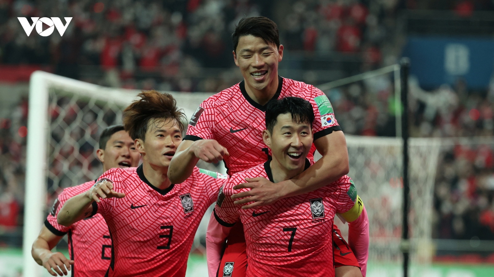 Son Heung Min tỏa sáng, ĐT Hàn Quốc thắng ĐT Iran trong trận cầu đỉnh cao 