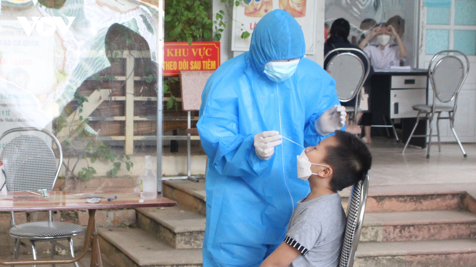 Ngày 26/3, Việt Nam có hơn 103.000 ca COVID-19 mới và 62 ca tử vong