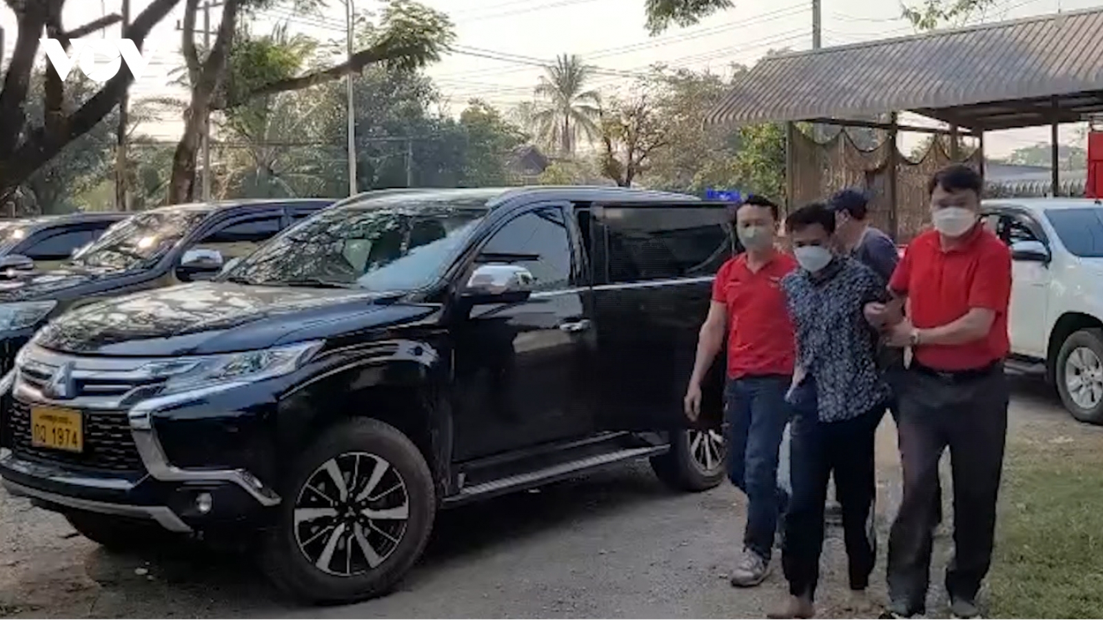 Vượt biên sang Lào lấy vợ sinh con, trốn lệnh truy nã trong 19 năm