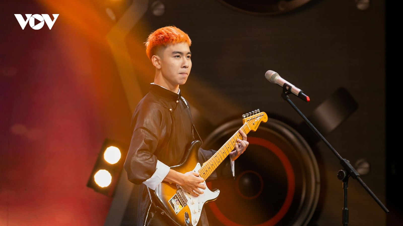 3 rocker Gen Z tài năng, bùng nổ tại Rock Việt 2022