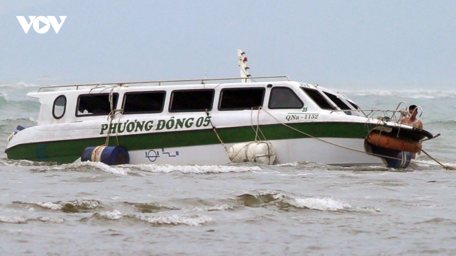 Tăng cường bảo đảm an toàn vận tải hành khách đường thủy nội địa