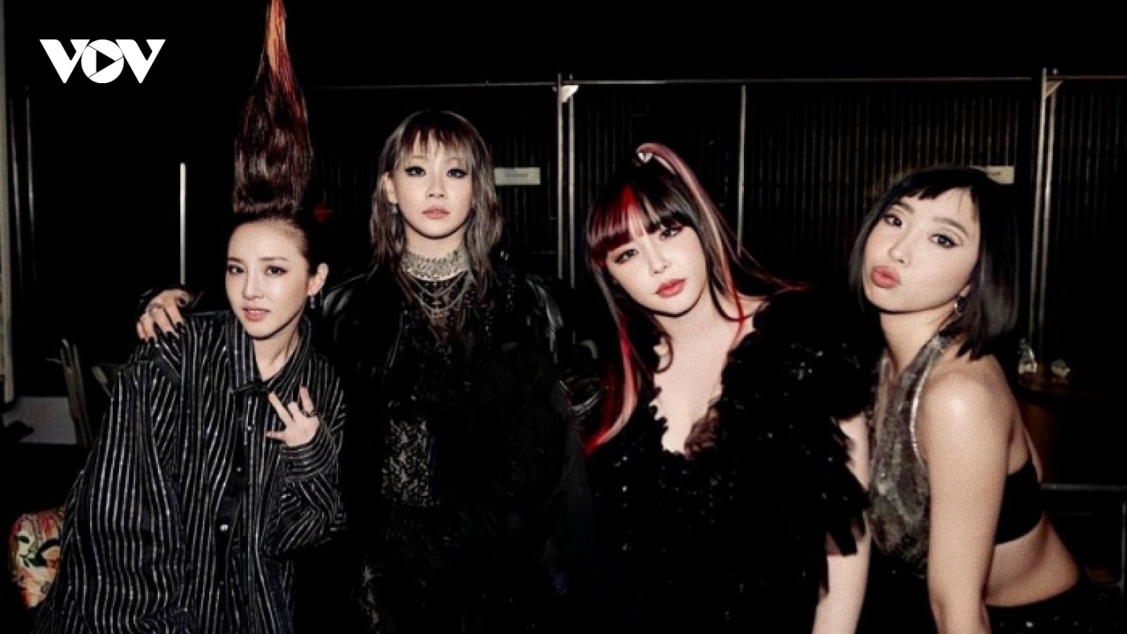 CL: "Tái hợp 2NE1 tại Coachella là quyết định chóng vánh"