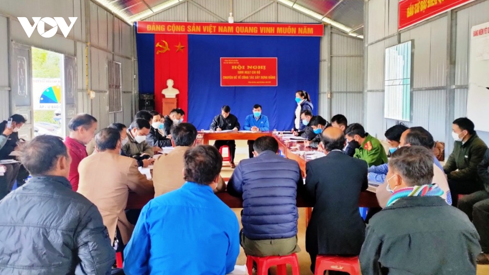 Đảng viên ở Mù Cang Chải và "Ngày cuối tuần cùng dân"