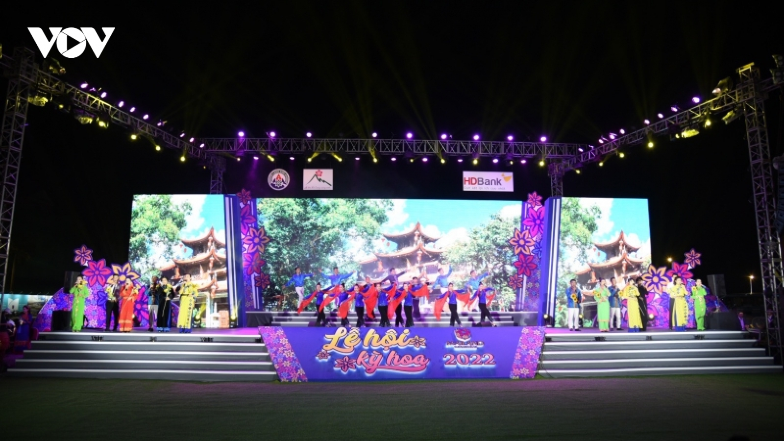 Đến Lạng Sơn trải nghiệm Lễ hội Kỳ Hoa
