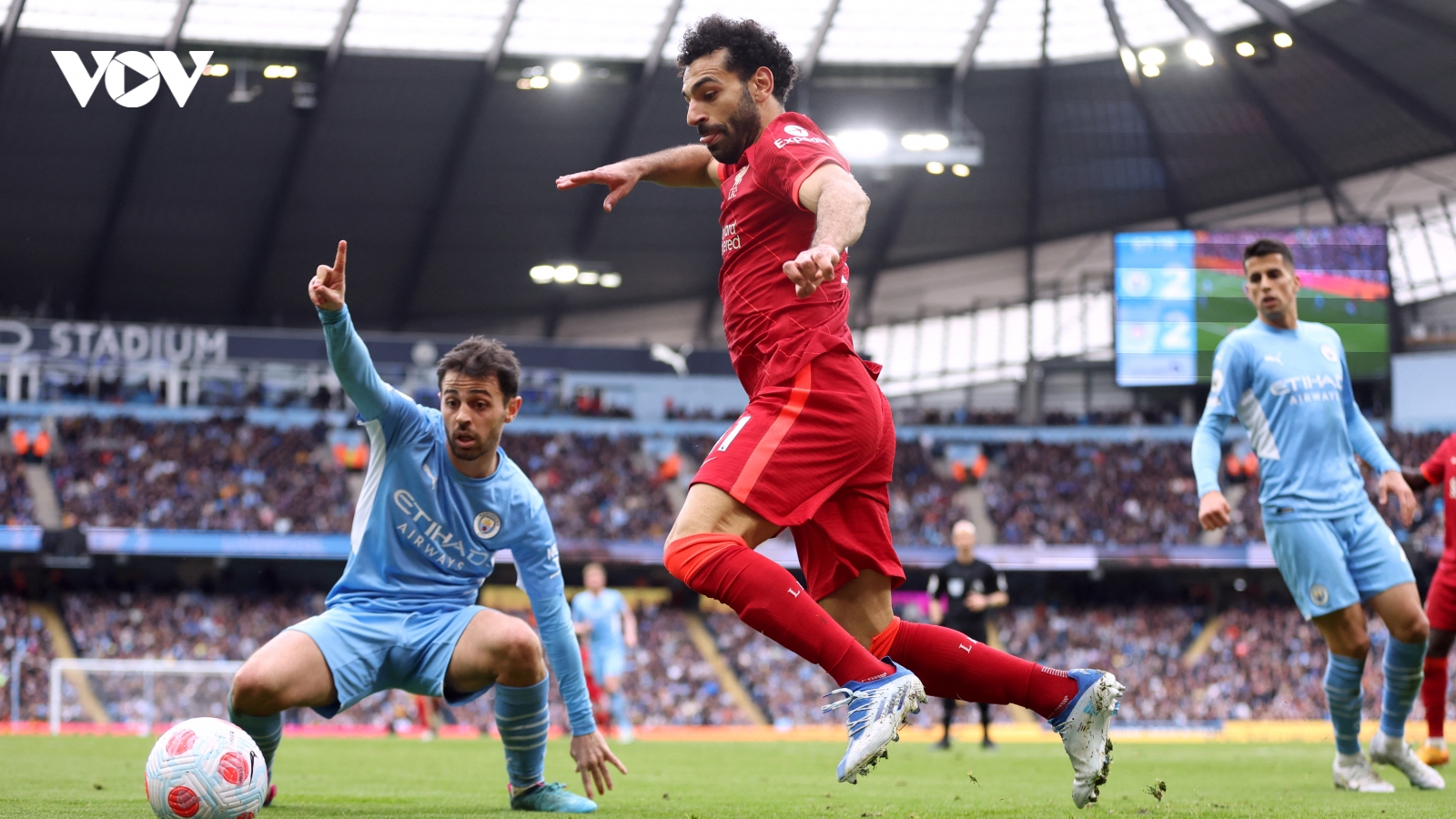 Man City chia điểm với Liverpool, cuộc đua vô địch Ngoại hạng Anh kịch tính tới phút chót