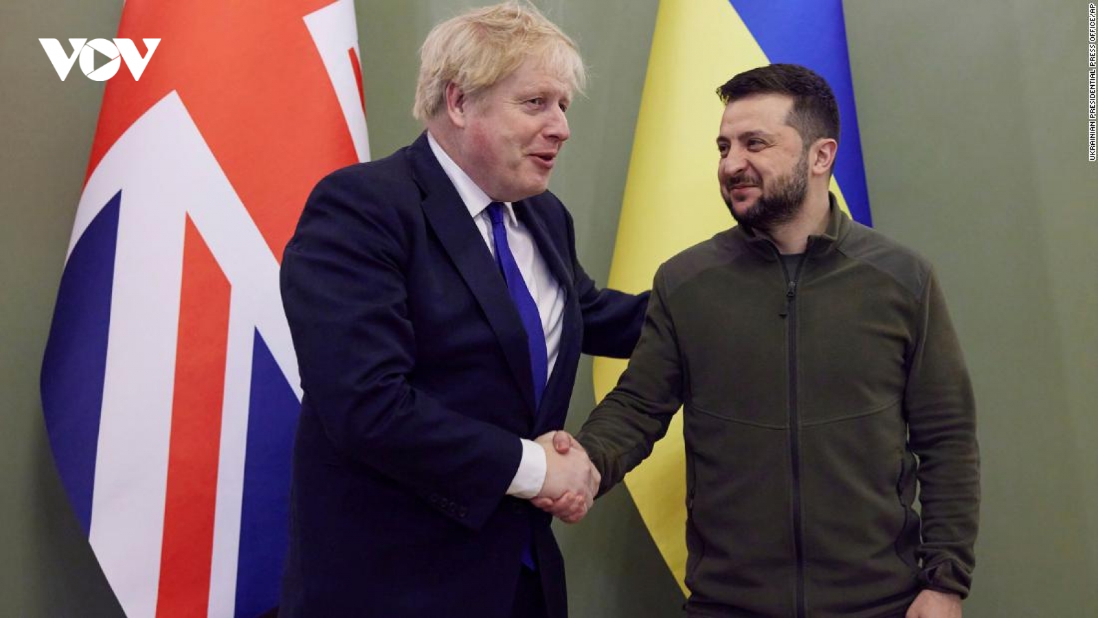 Thấy gì sau các chuyến thăm “con thoi” của lãnh đạo châu Âu tới Ukraine
