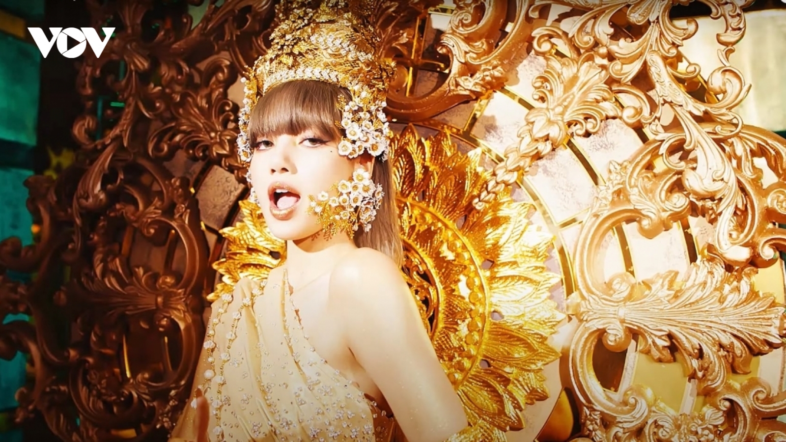 Lisa (BLACKPINK) lập kỷ lục Spotify với bản hit solo "LALISA", "MONEY"