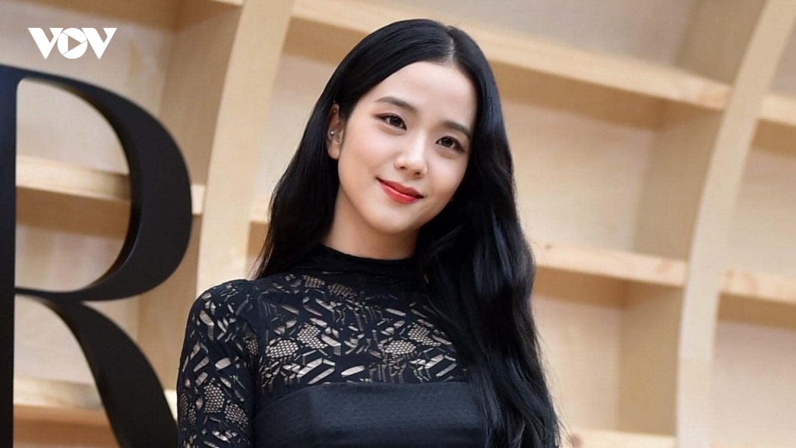 Jisoo (BLACKPINK), Suzy, Nam Joo Hyuk,... và dàn sao Hàn đổ bộ show diễn của Dior ở Seoul