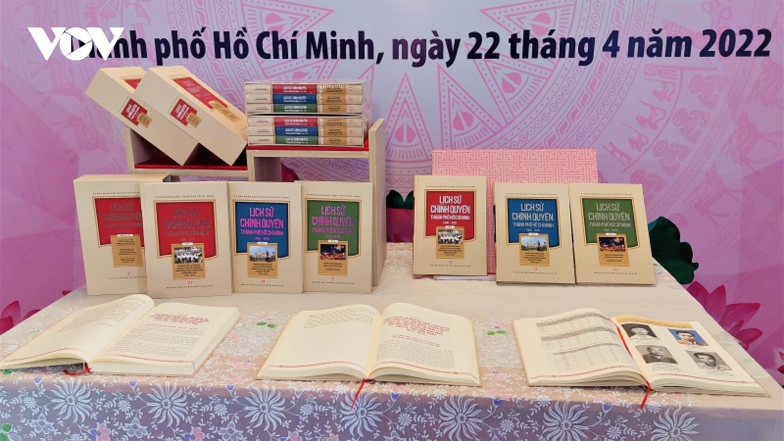 Phát hành bộ sách "Lịch sử chính quyền TP.HCM (1945 - 2015)"