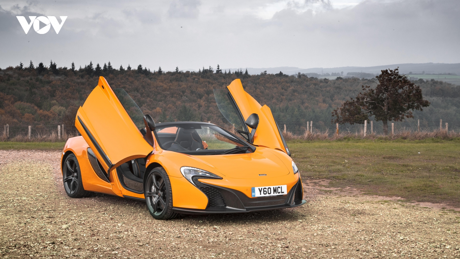 Khám phá dòng xe hiệu suất cao Supercars Series của McLaren