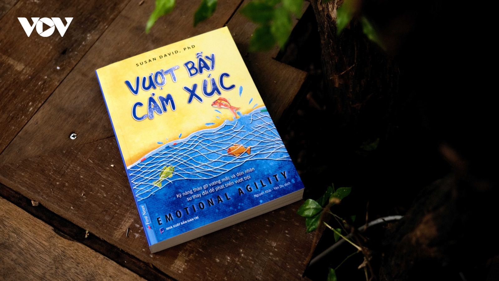 "Vượt bẫy cảm xúc" - Cách biến cảm xúc khó chịu thành năng lượng tích cực
