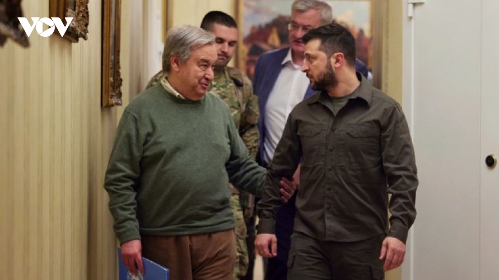 Ukraine nói Kiev bị tên lửa tấn công giữa lúc Tổng thư ký Liên Hợp Quốc đang ở thăm