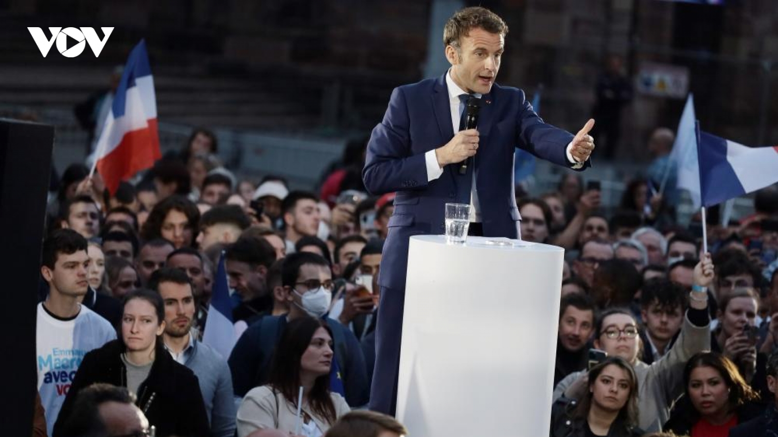 Tổng thống Macron: Bầu cử Pháp là trưng cầu ý dân về tương lai châu Âu