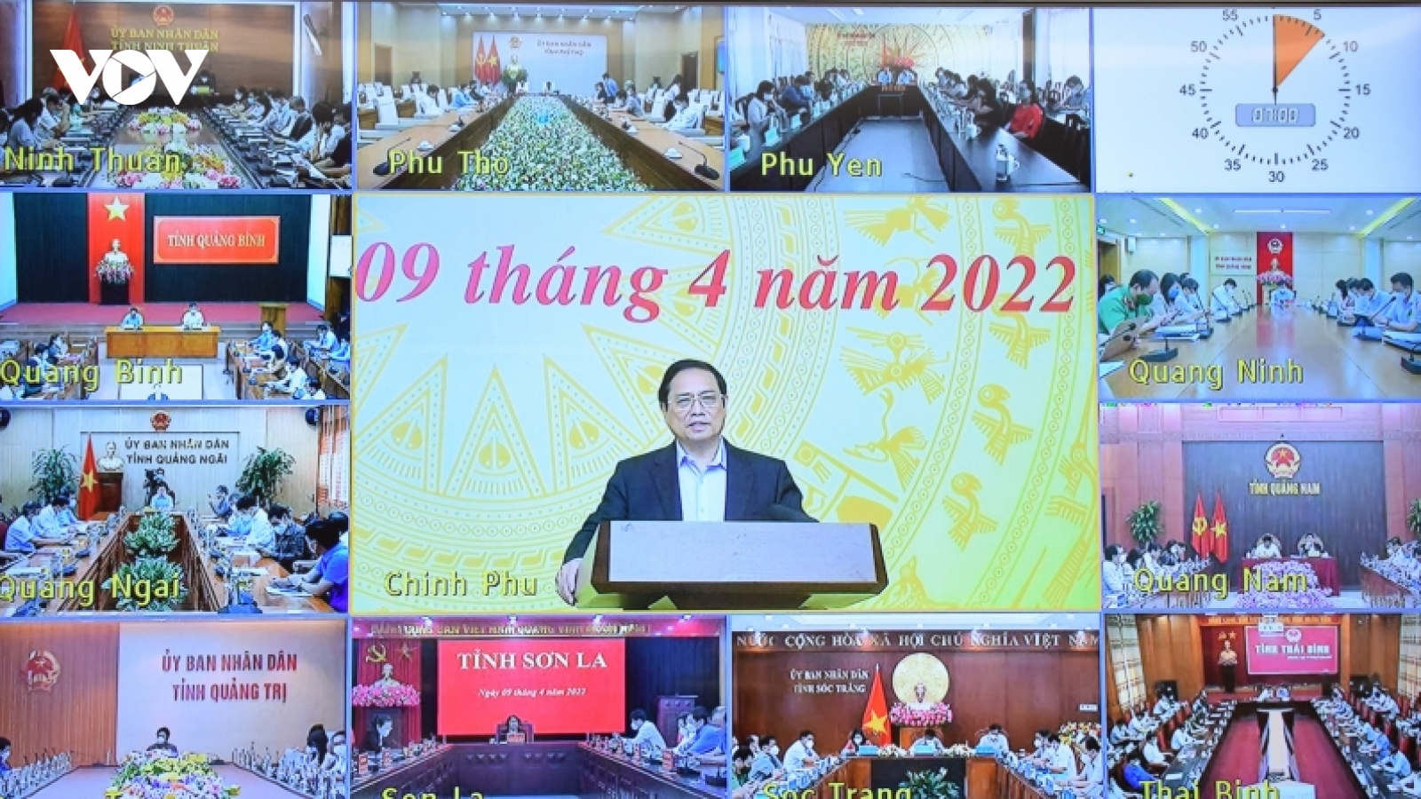 Thủ tướng chủ trì phiên họp trực tuyến với 63 địa phương về phòng, chống COVID-19