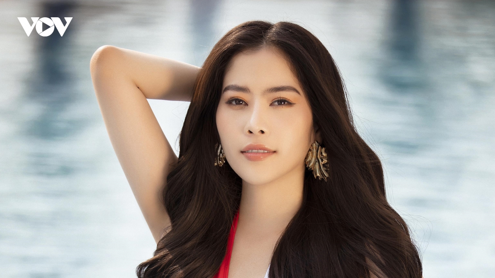 Nam Em và dàn thí sinh Miss World Vietnam khoe dáng với bikini