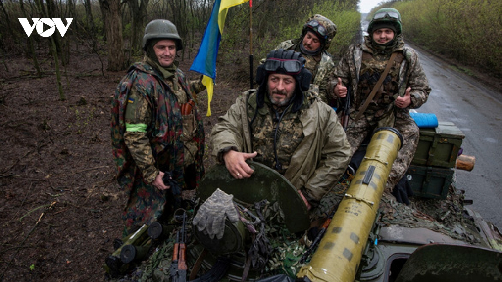 Thế trận của Nga và Ukraine trong cuộc chiến khốc liệt tại Donbass
