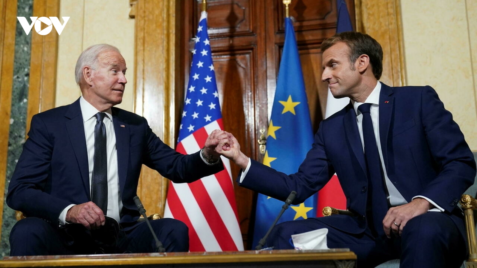Tổng thống Biden chưa liên lạc được với Tổng thống Macron để chúc mừng chiến thắng