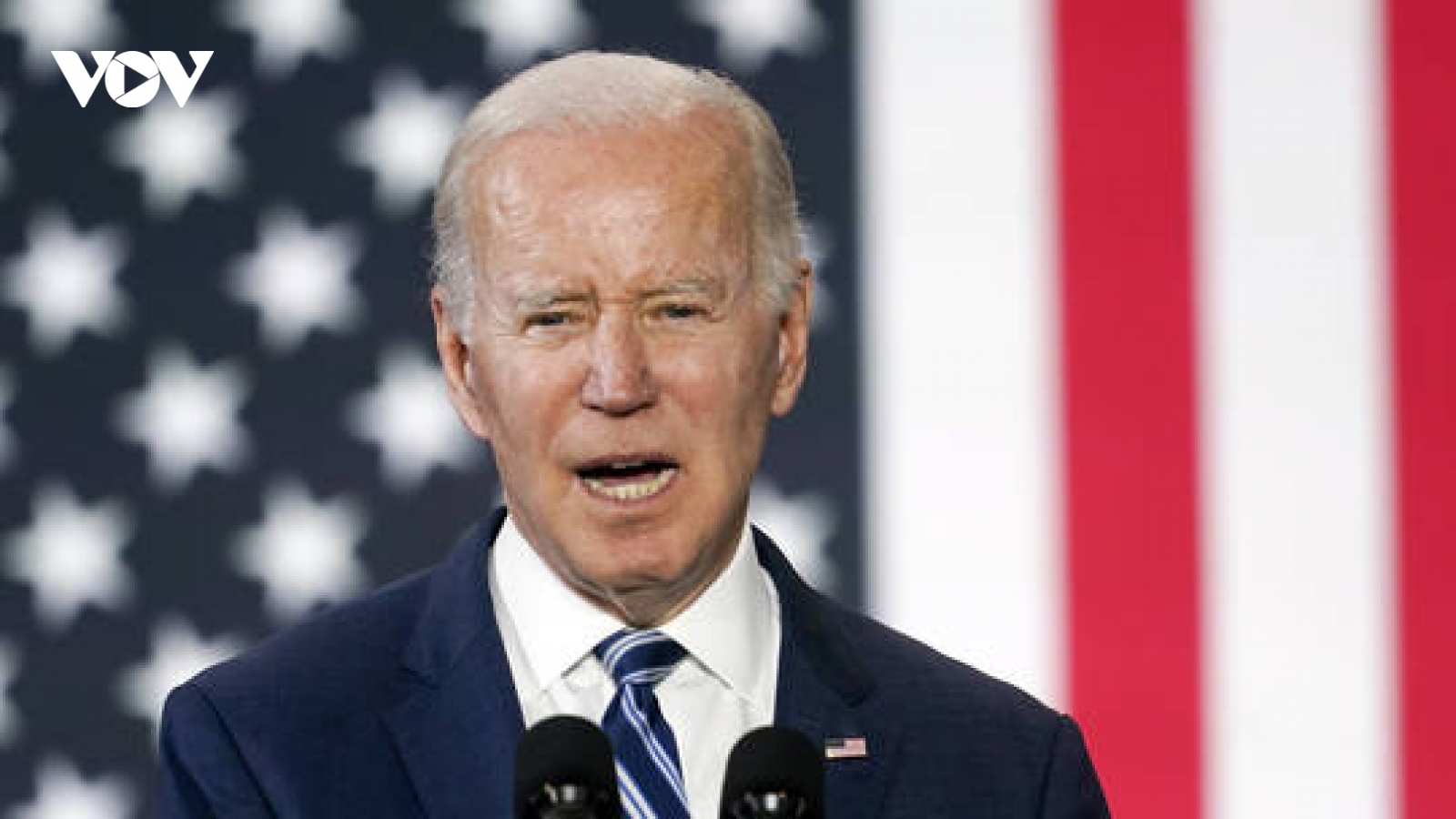 Tổng thống Joe Biden kêu gọi cấm vũ khí tấn công