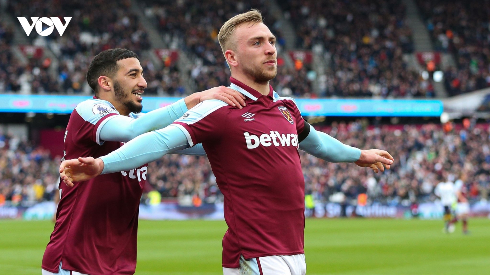 BXH Ngoại hạng Anh mới nhất: Tottenham vào top 4, West Ham đẩy MU xuống thứ 7