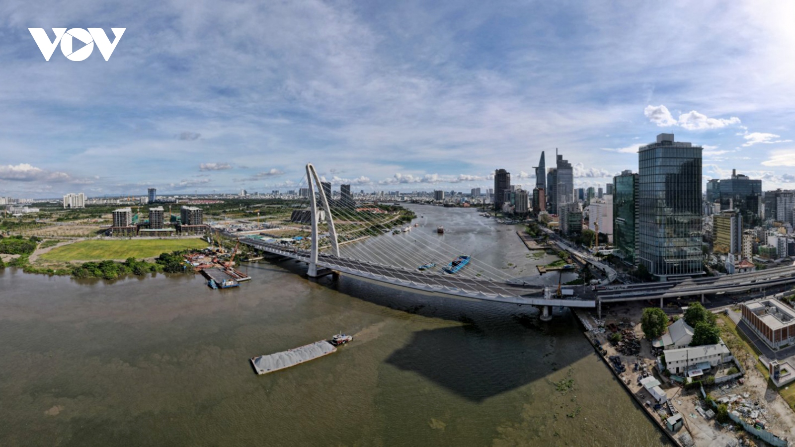 Cầu Thủ Thiêm 2 - biểu tượng mới của TP.HCM trước ngày thông xe