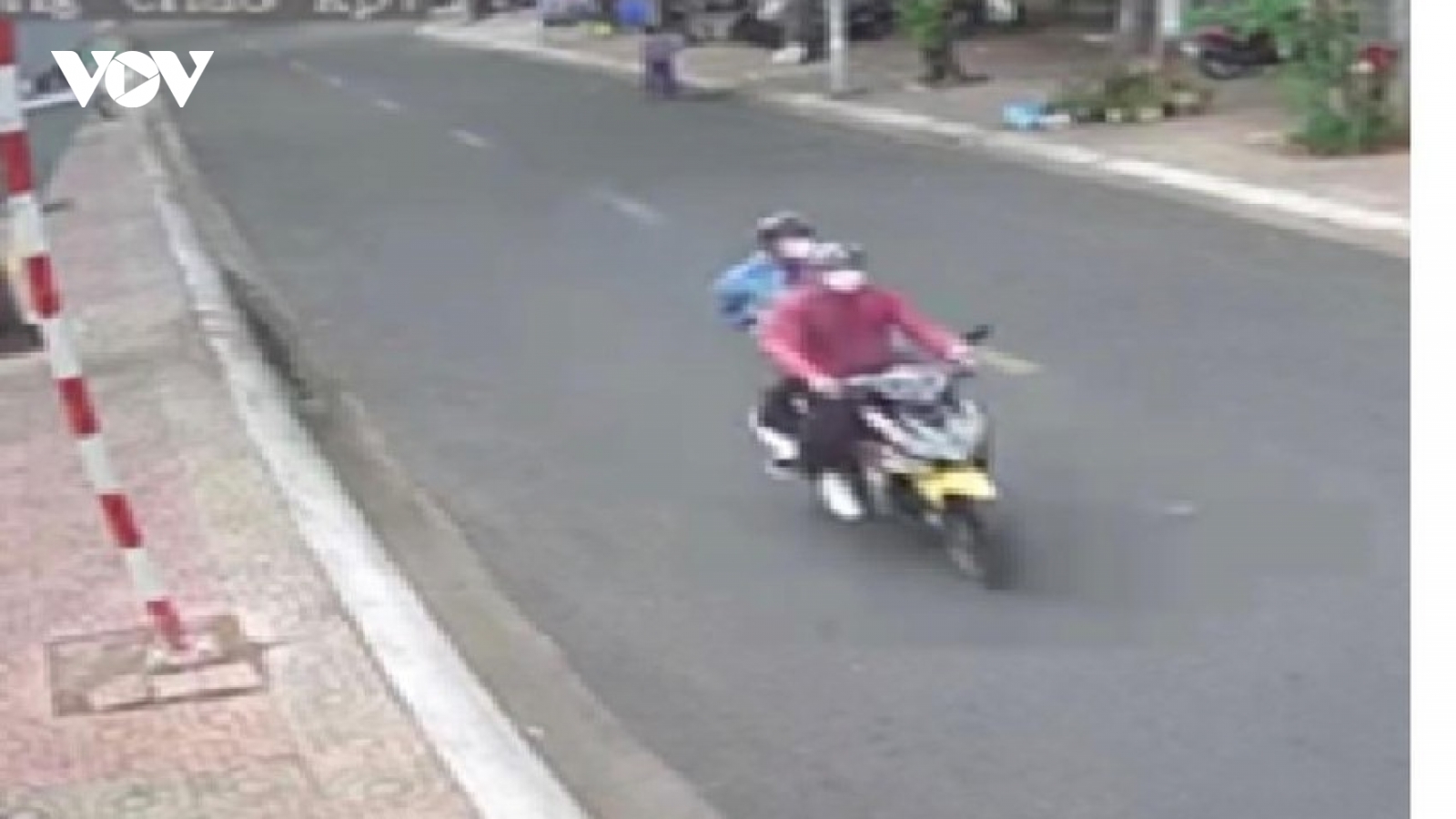 Chạy xe máy từ TP.HCM xuống Vũng Tàu gây ra 20 vụ cướp giật dây chuyền