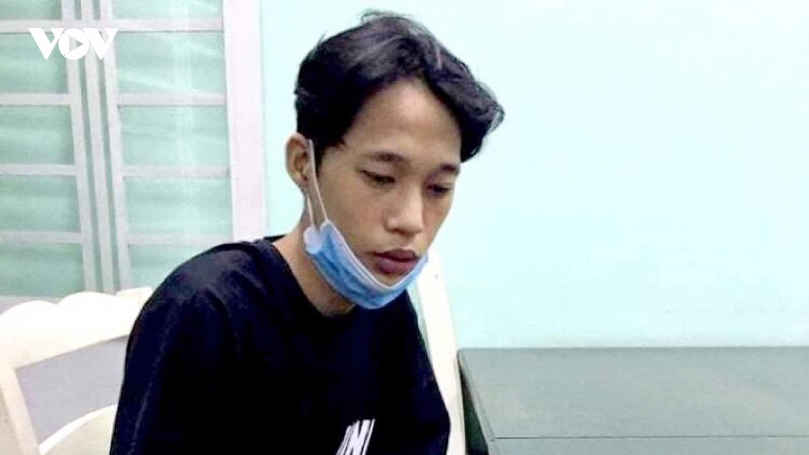 Tên cướp đâm người lái xe ôm để lấy tài sản