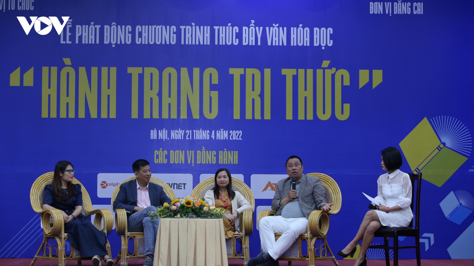 Phát động chương trình Thúc đẩy văn hóa đọc “Hành trang tri thức”