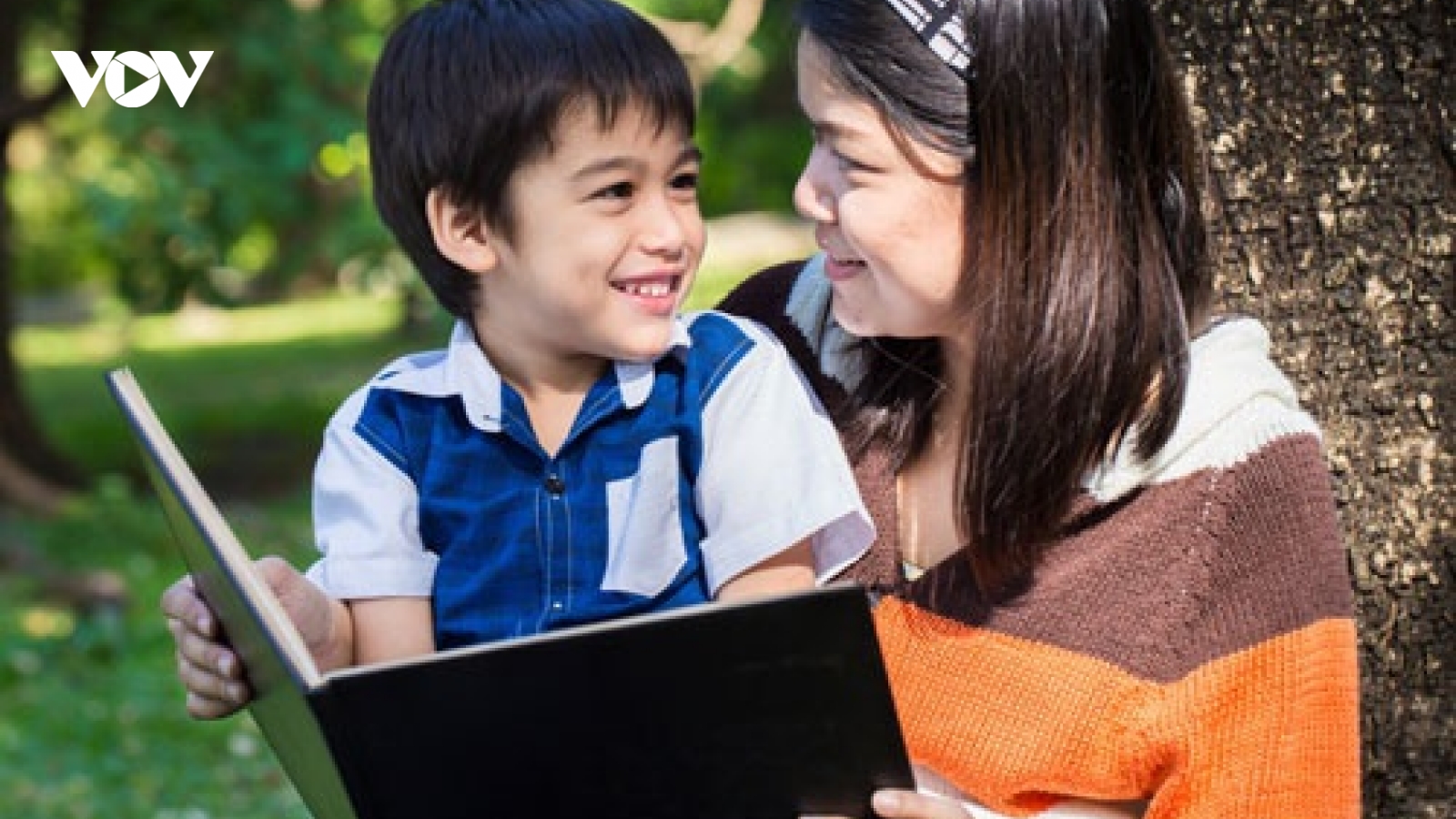 “Dành 15 phút mỗi ngày đọc sách cùng con liệu có xa xỉ?”