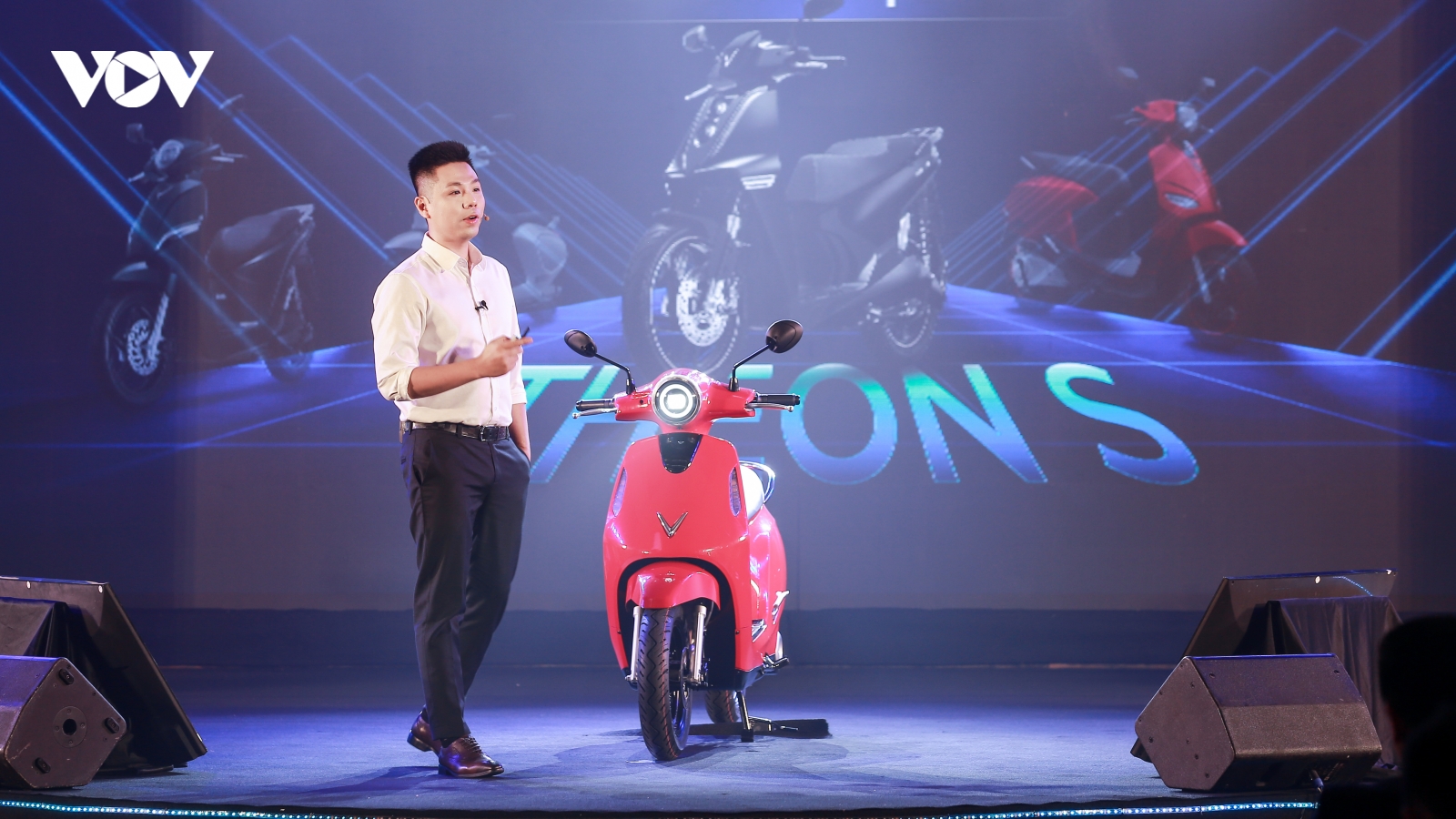 VinFast ra mắt xe máy điện chạy được 200 km, giá chỉ từ 22 triệu đồng