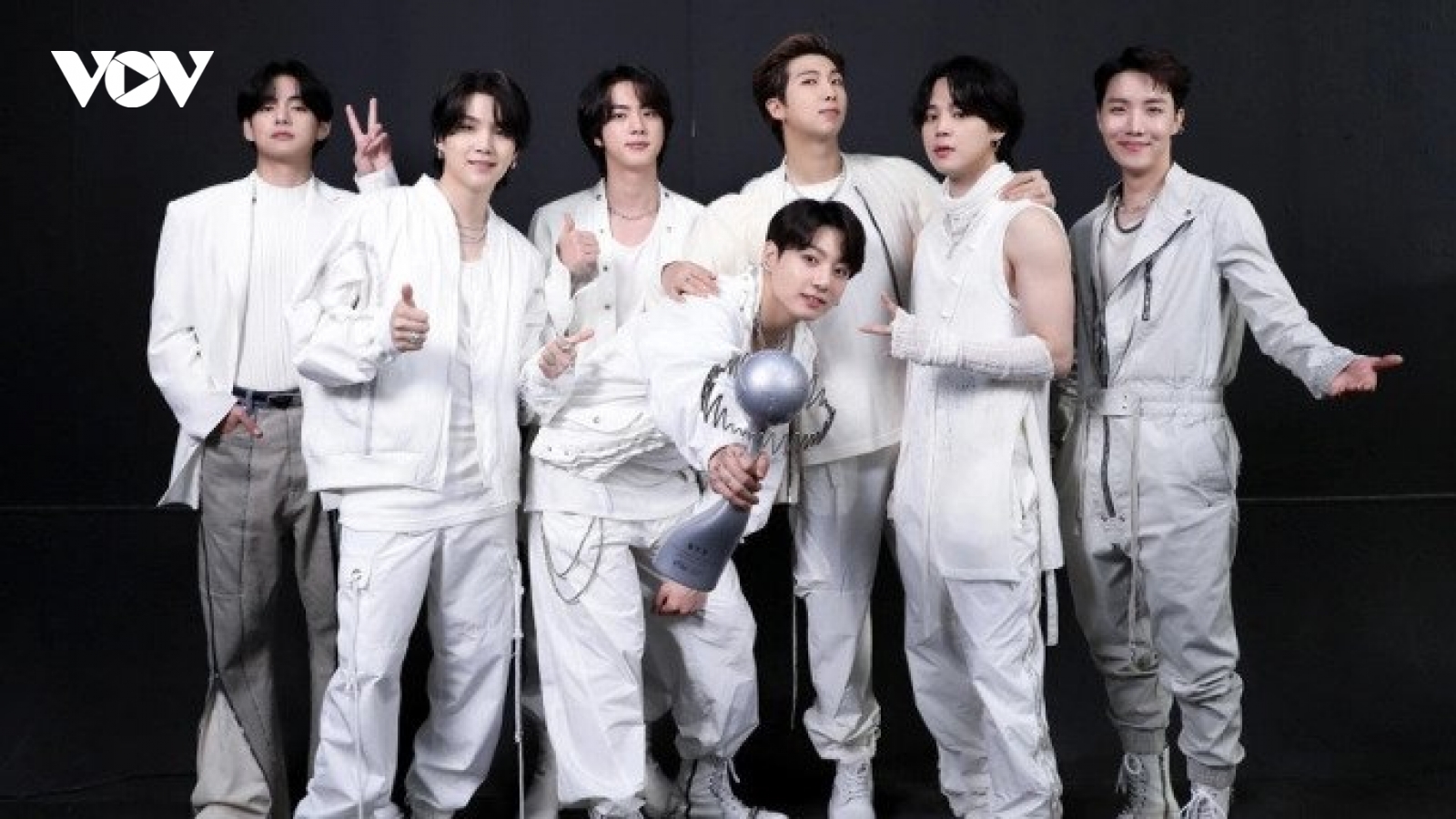 BTS tái xuất đường đua âm nhạc tháng 6 với album mới