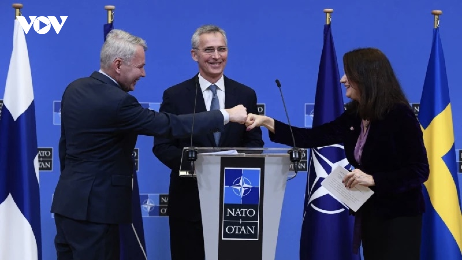 Phần Lan và Thụy Điển thận trọng cân nhắc gia nhập NATO
