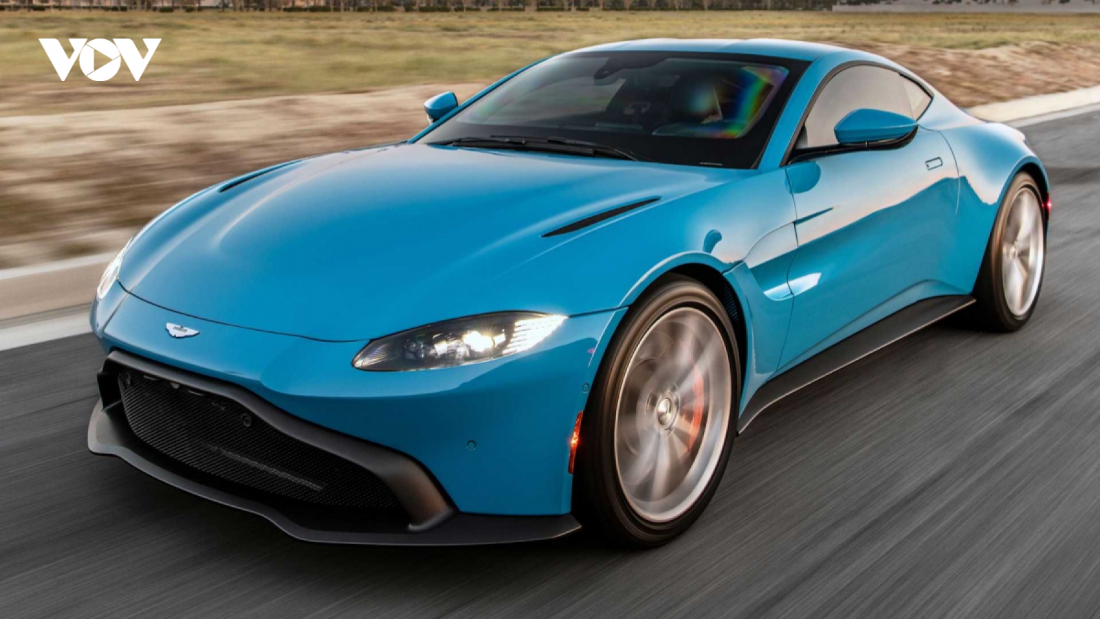 AddArmor chuyển siêu xe Aston Martin Vantage thành xe chống đạn