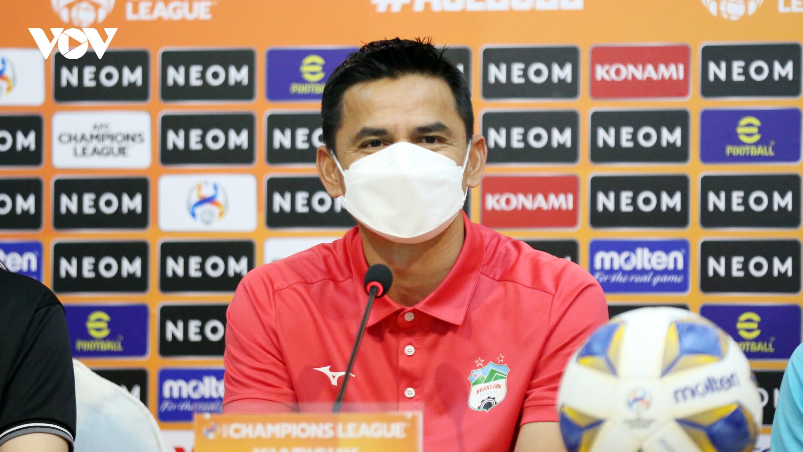 HLV Kiatisuk: HAGL vẫn cần có điểm trước Yokohama F. Marinos 