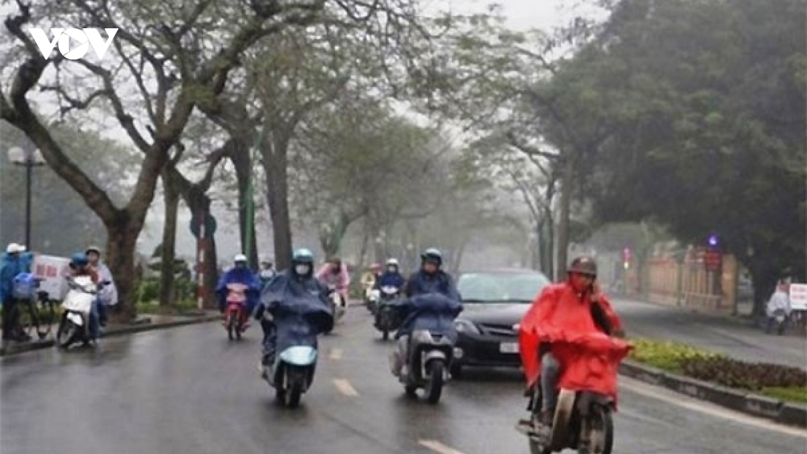 Thời tiết ngày 17/4: Không khí lạnh tăng cường, Miền Bắc mưa rất to