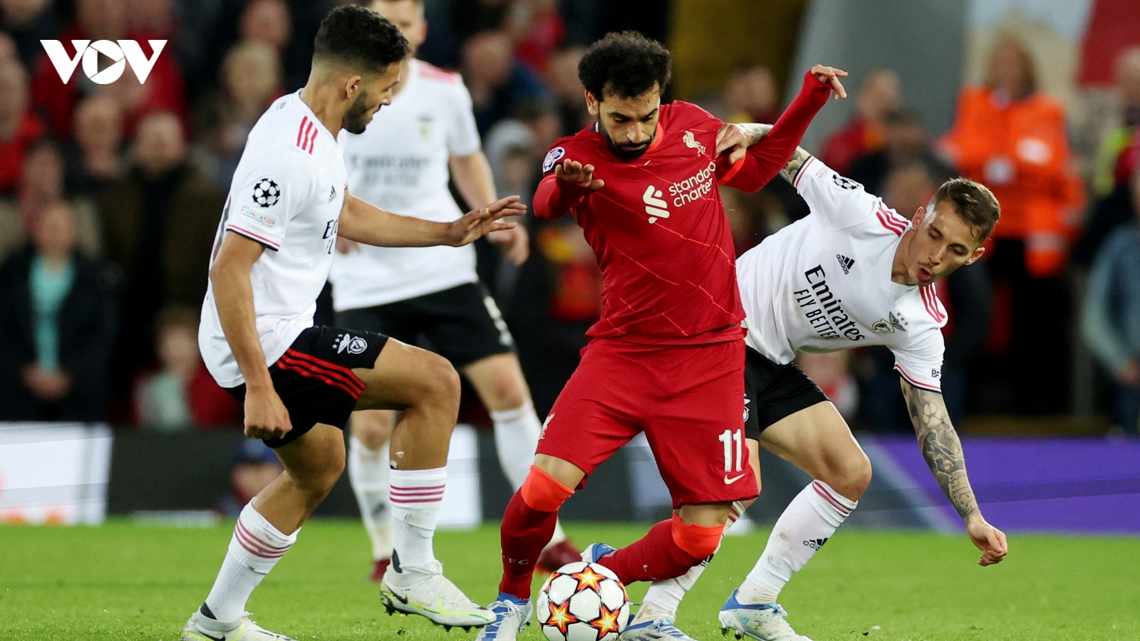 Kết quả cúp C1 châu Âu: Liverpool vào bán kết sau "cơn mưa bàn thắng"