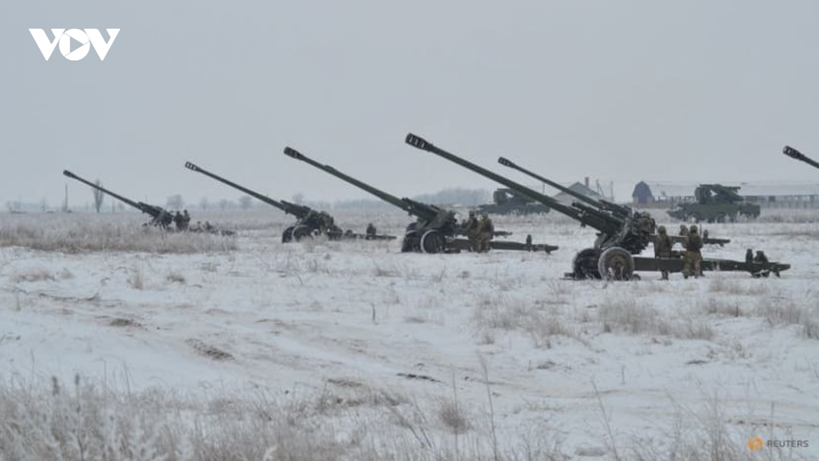 Mỹ, Anh và Canada sẽ hỗ trợ thêm pháo cho Ukraine