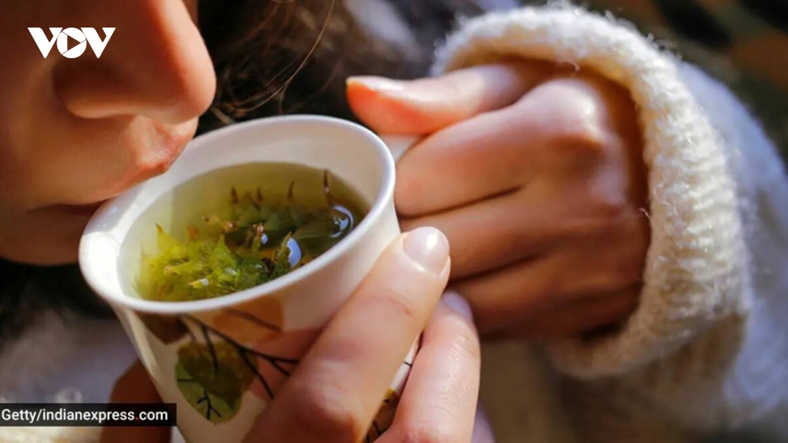 Tạm biệt buồn nôn, đầy bụng với món trà giải nhiệt mùa hè