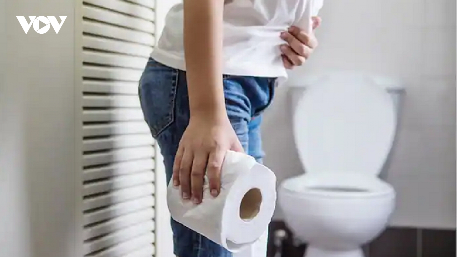 Người mắc bệnh trĩ nên kiêng ăn gì?