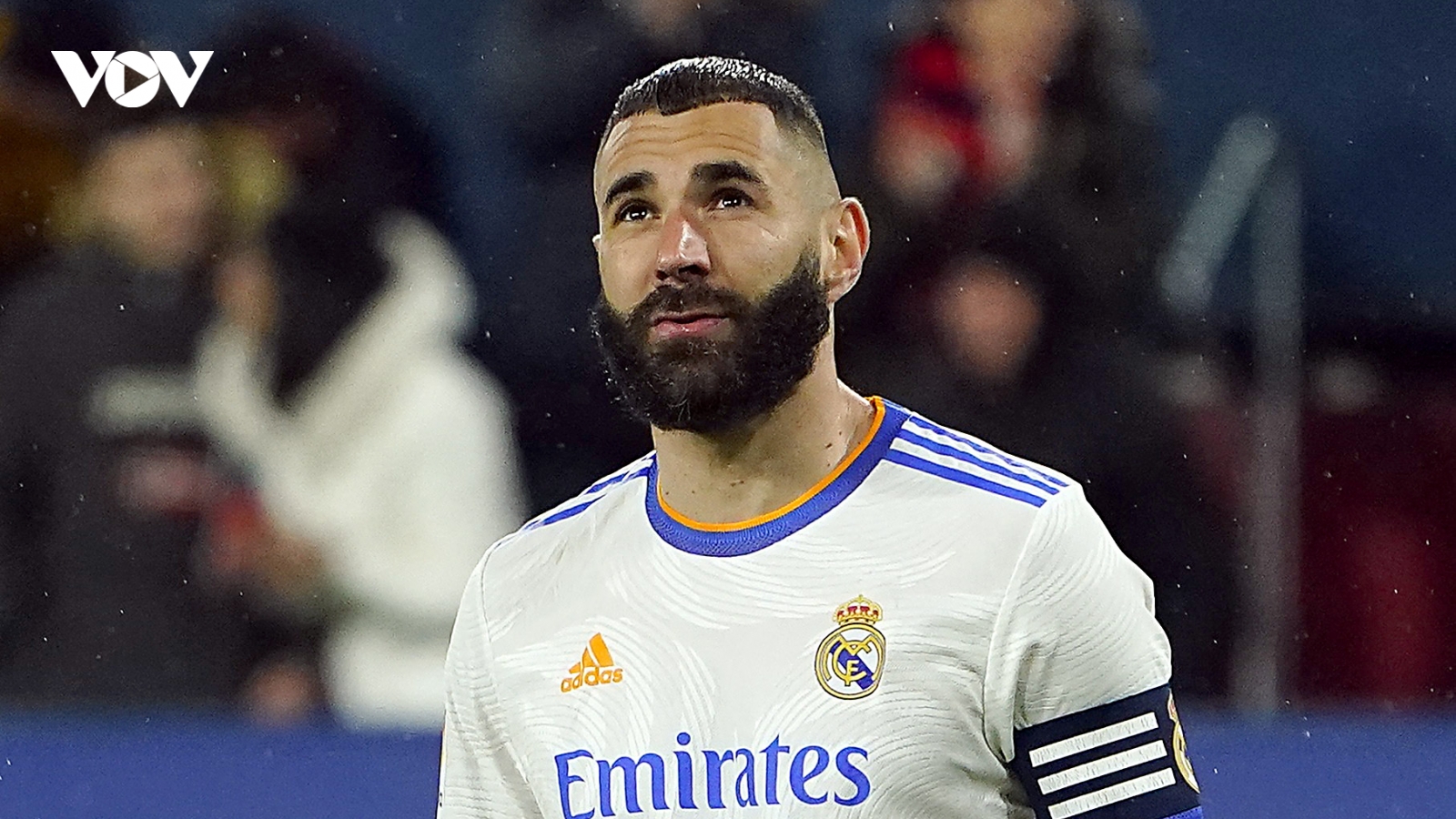 Real Madrid tiến gần chức vô địch La Liga trong ngày kỳ lạ của Benzema