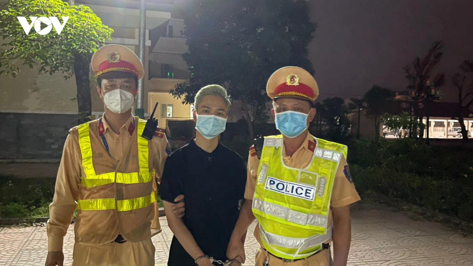 Nghi phạm sát hại người ở Hà Nội bị CSGT tỉnh Quảng Bình bắt sau 30 phút nhận tin