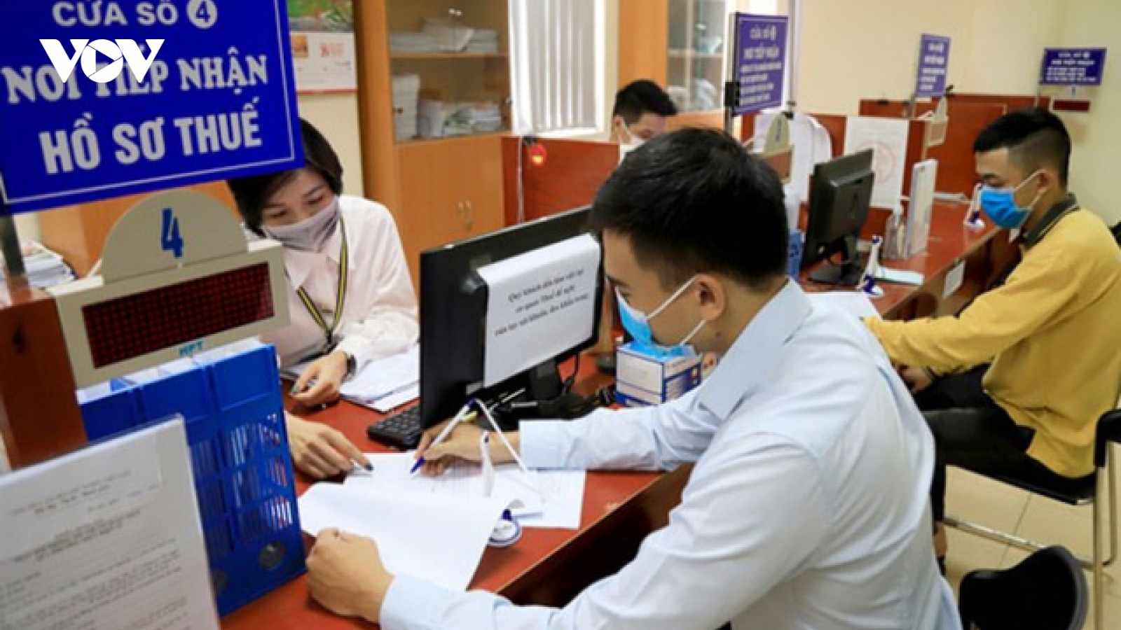 Bán hàng online, có người bị truy thu thuế hàng chục triệu đồng