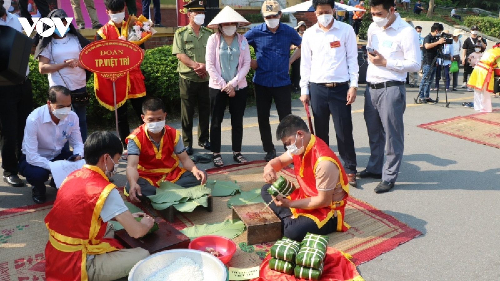 Sôi nổi hội thi gói, nấu bánh chưng và giã bánh giầy tỉnh Phú Thọ lần thứ IX