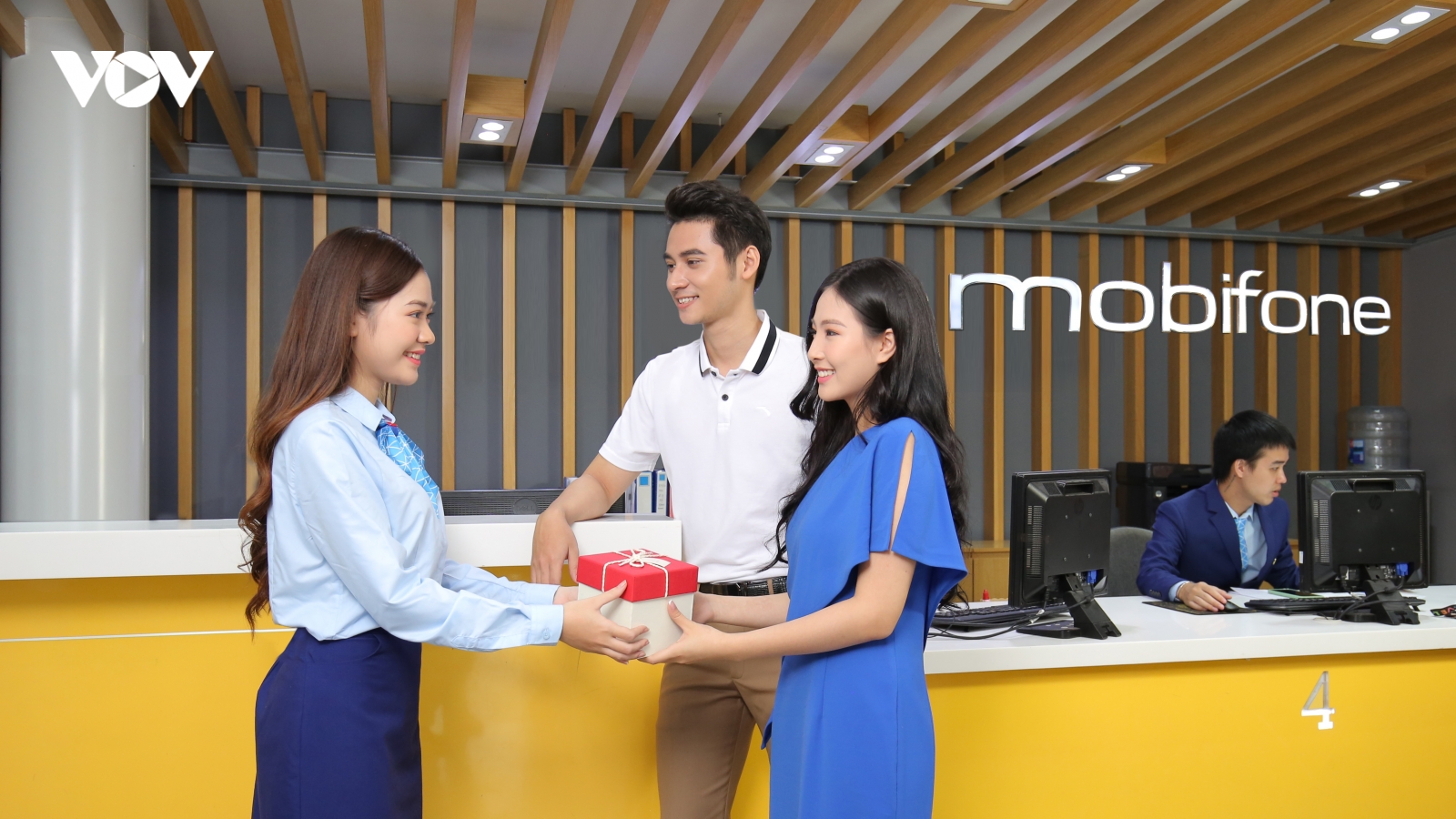 MobiFone - Hành trình 29 năm tiên phong trong chất lượng chăm sóc khách hàng