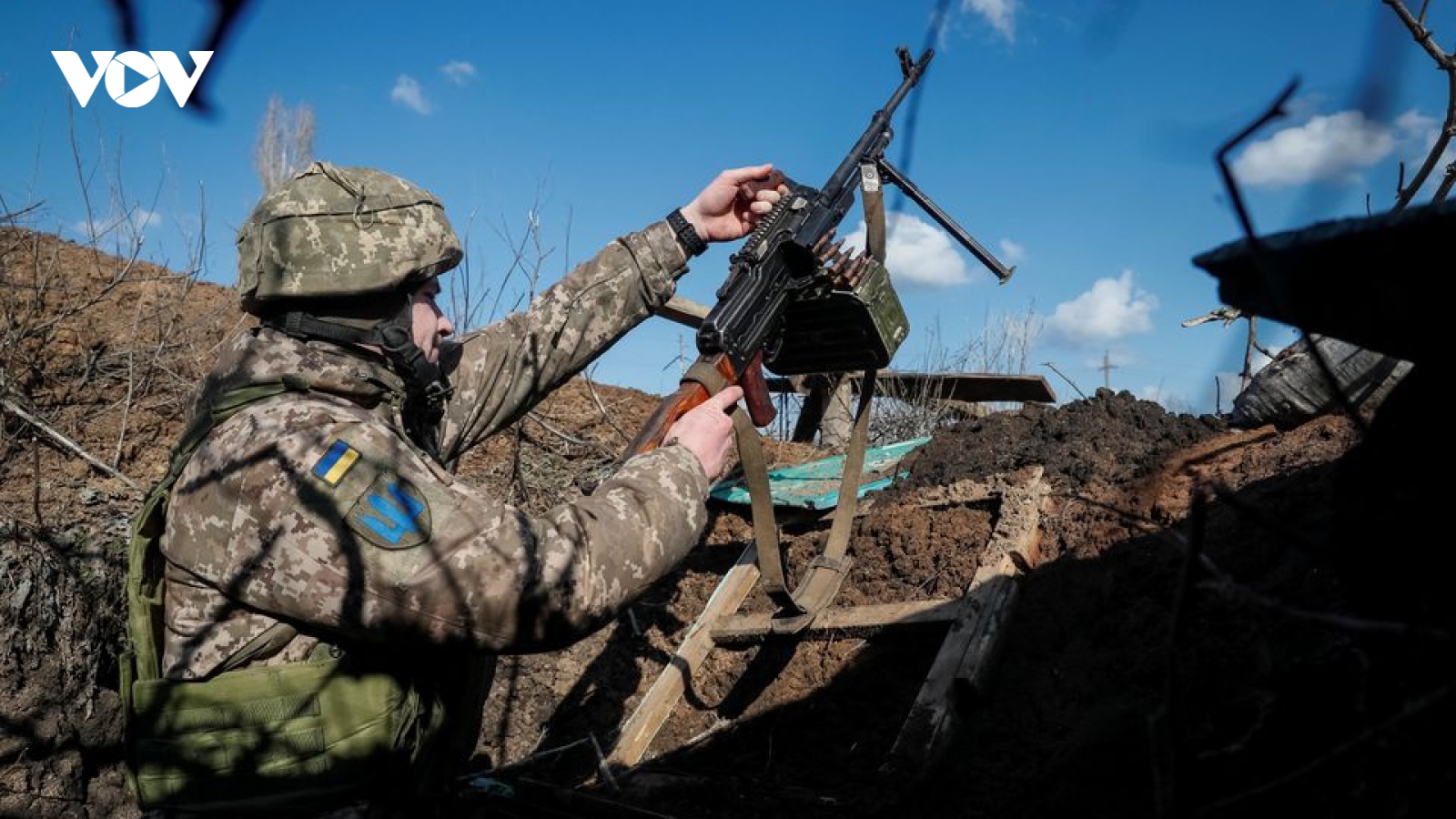 Nga đổi chiến thuật, Ukraine muốn vũ khí hạng nặng: Trận chiến lớn sắp diễn ra ở Donbass?