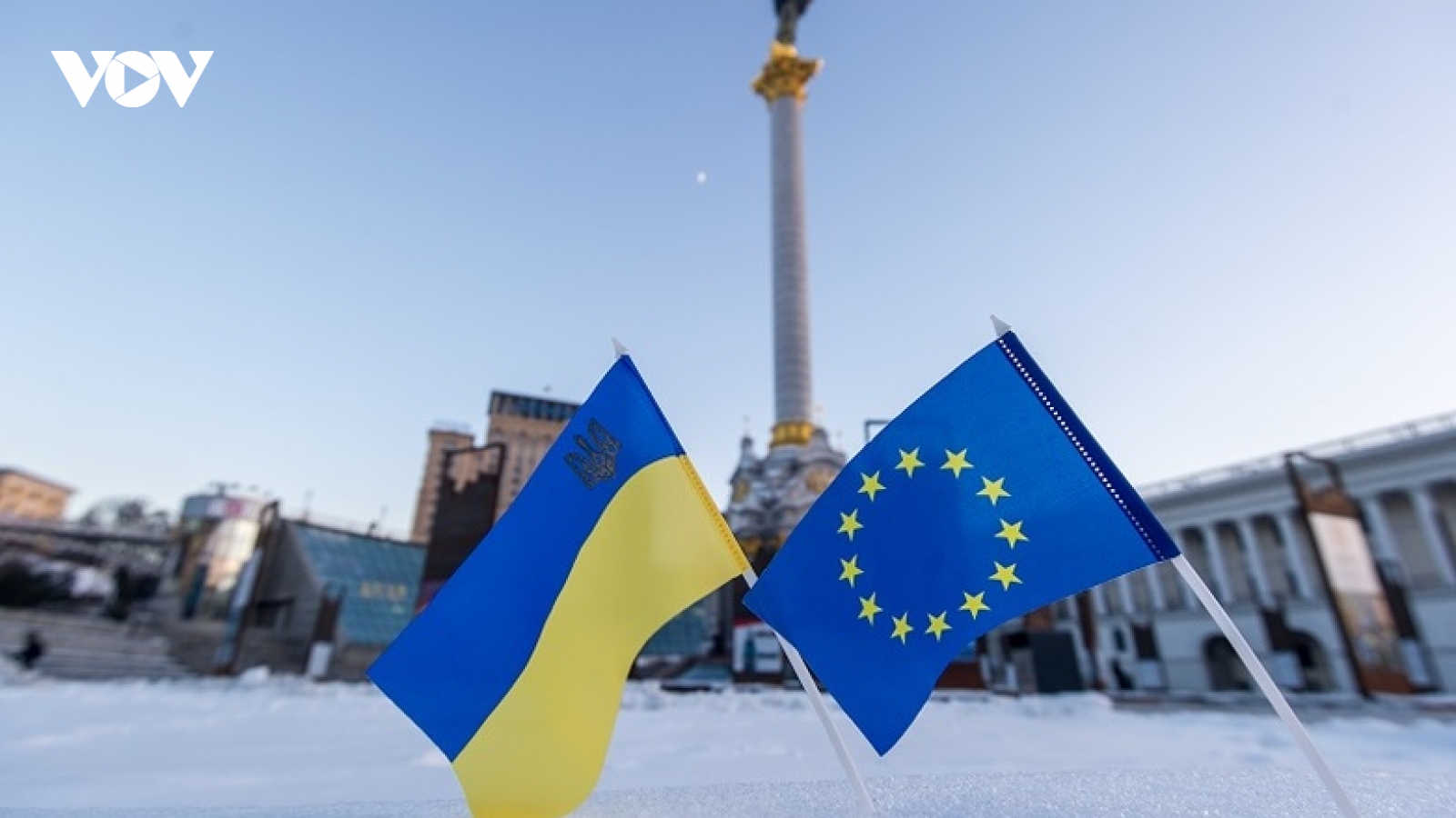 Ukraine kỳ vọng có được tư cách ứng cử trở thành thành viên EU vào tháng 6